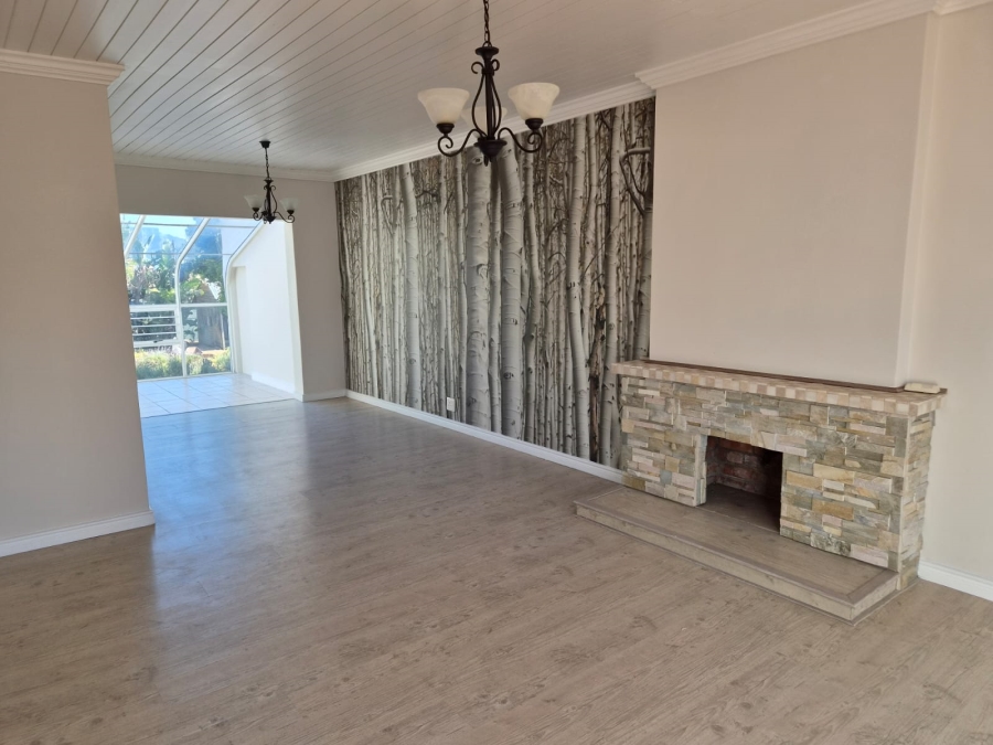 To Let 3 Bedroom Property for Rent in Table View Western Cape